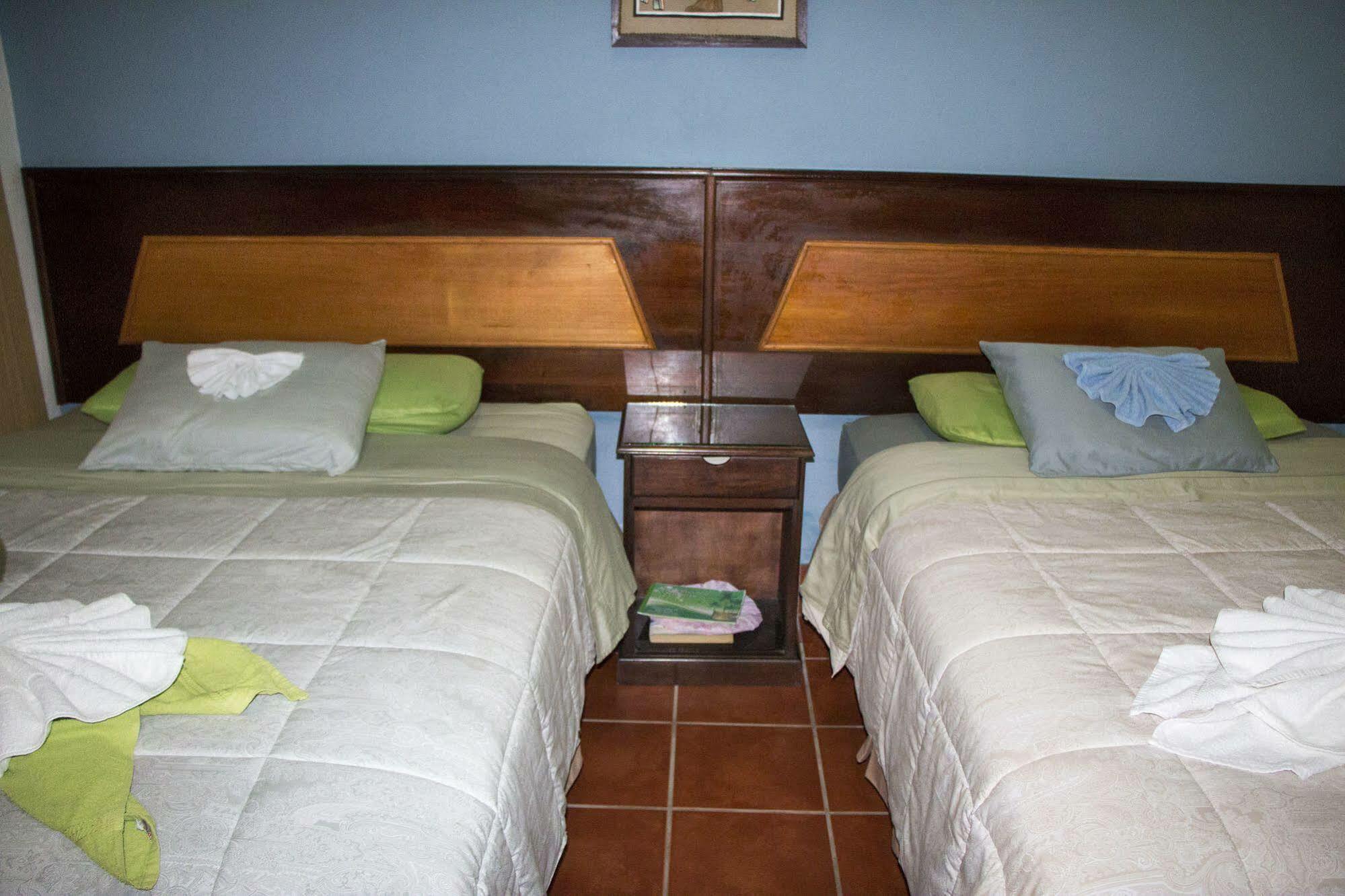 Hotel Ribiera Del Lago Peten Itza San Roman Exterior photo